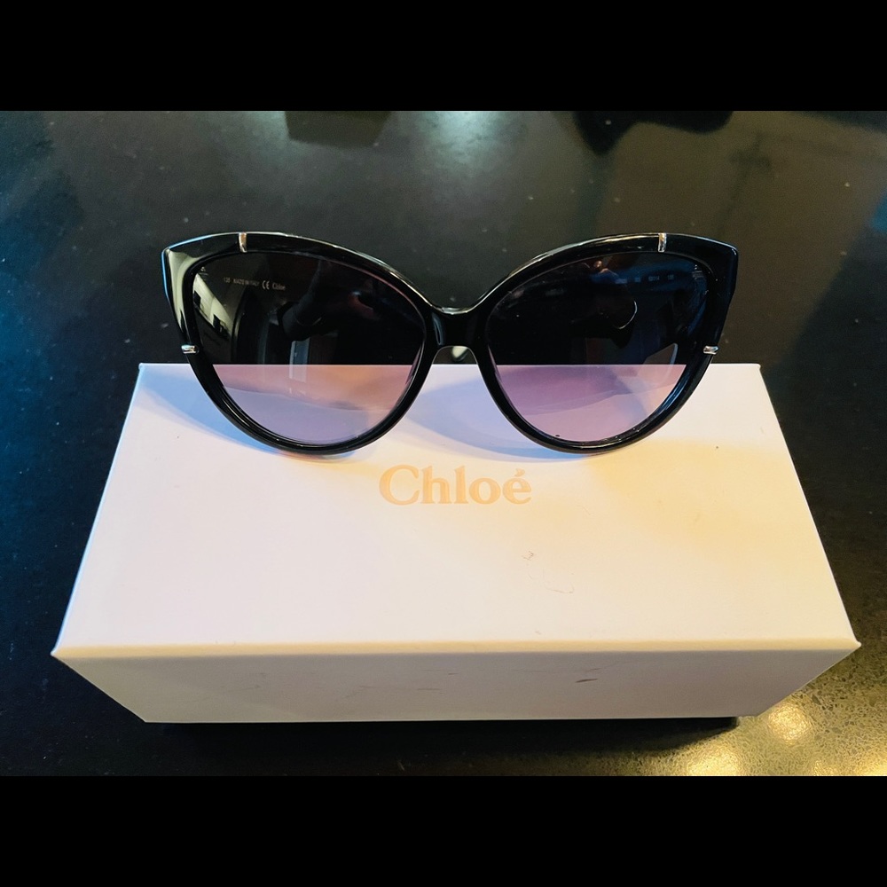 CHLOÉ sunglasses mint condition